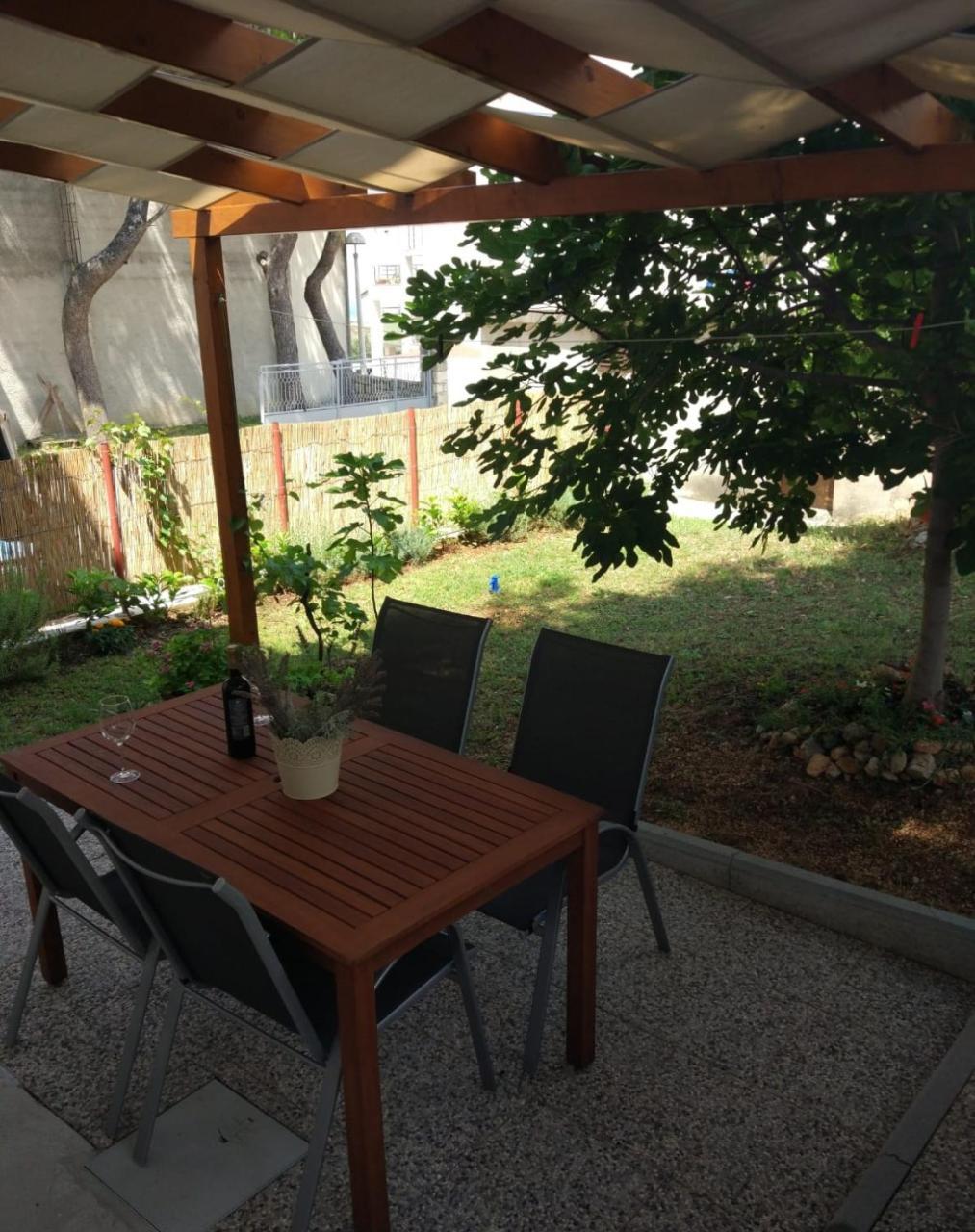 Apartments Pinery Makarska Exterior photo