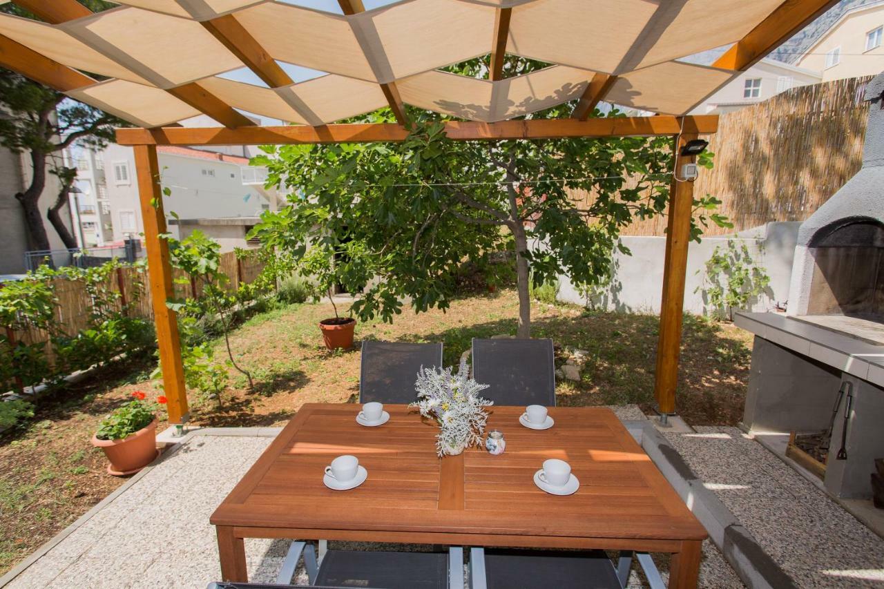 Apartments Pinery Makarska Exterior photo