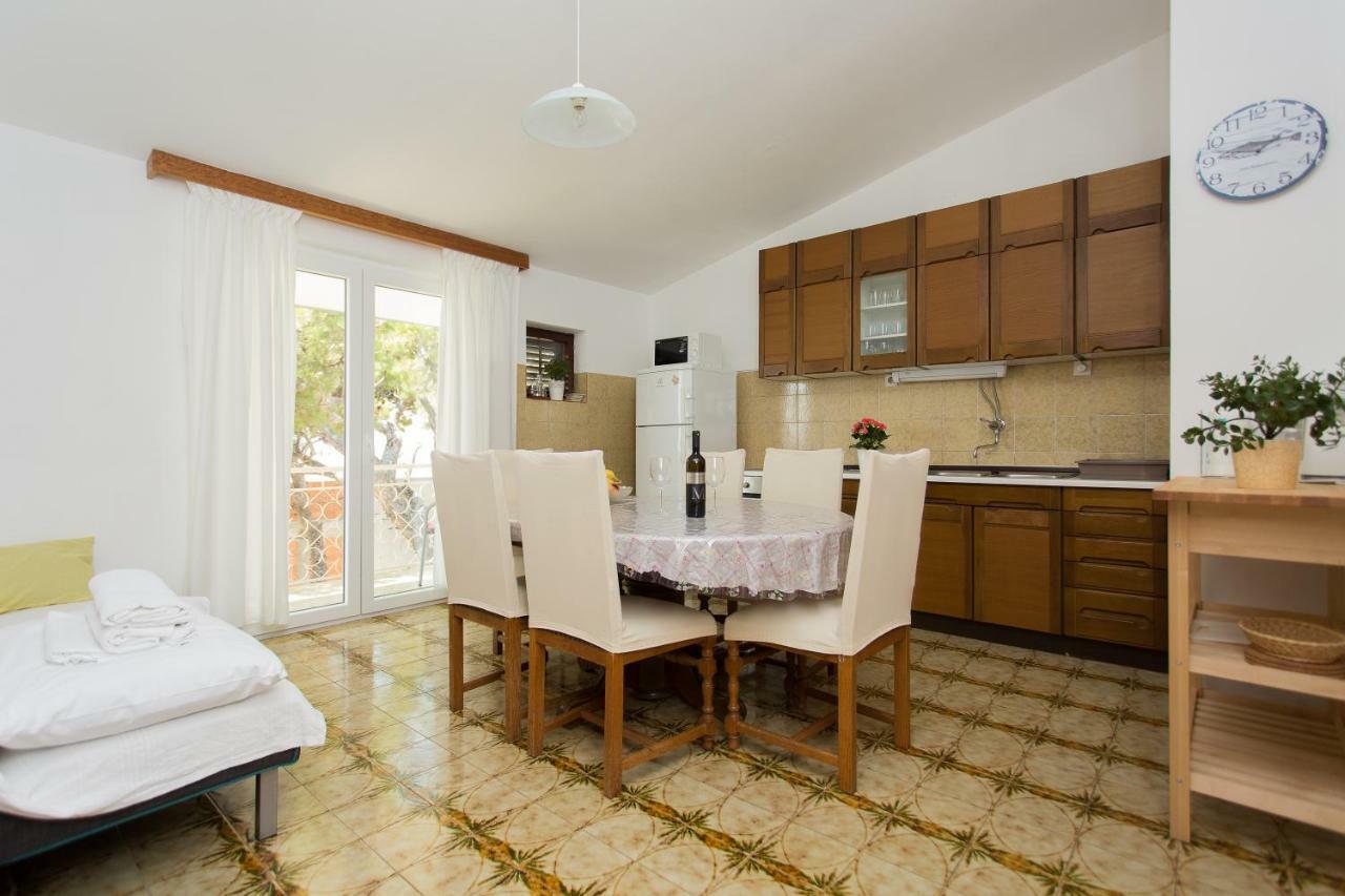 Apartments Pinery Makarska Exterior photo